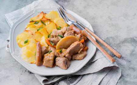 Schab po holendersku z jabłkami