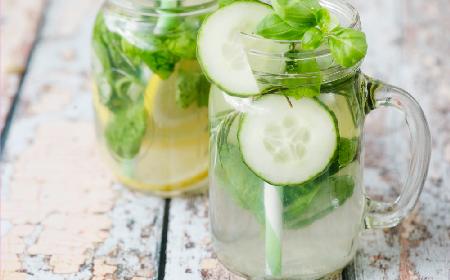 Domowa lemoniada: przepis na szybką orzeźwiającą lemoniadę